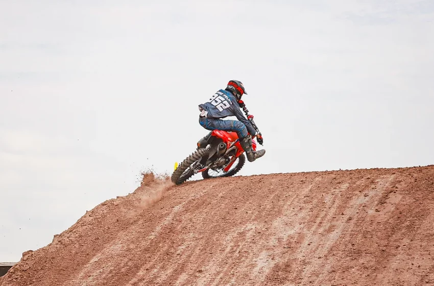  Jose Felipe cumpre objetivo no Paraguaio de Motocross